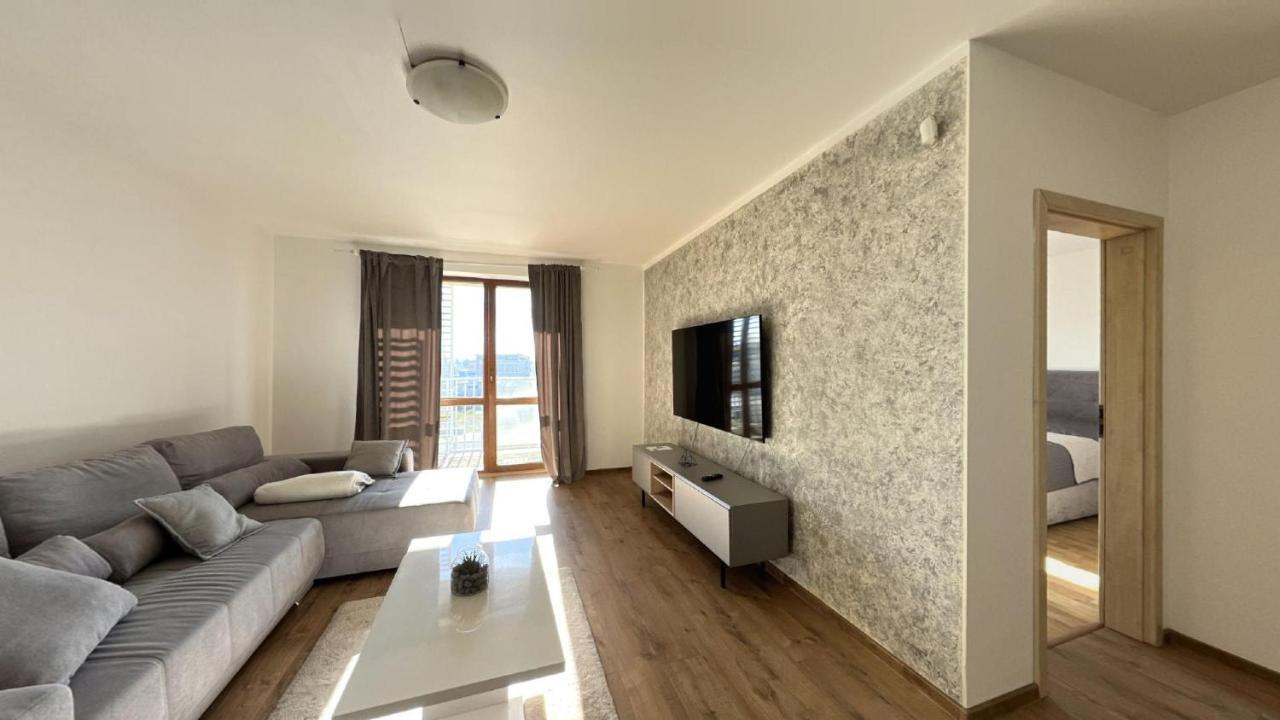 2 Room Apartment - V Blizkosti Nizkych Tatier 406, Apartmany Liptov Liptovský Mikuláš Dış mekan fotoğraf