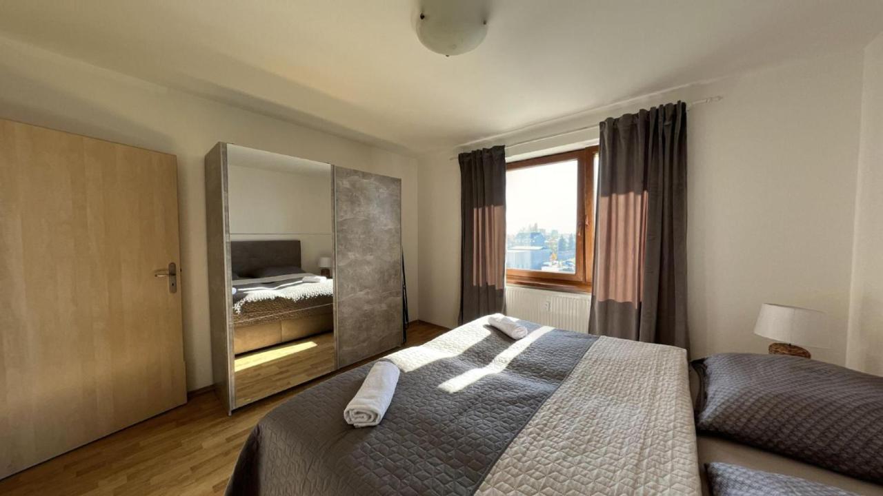 2 Room Apartment - V Blizkosti Nizkych Tatier 406, Apartmany Liptov Liptovský Mikuláš Dış mekan fotoğraf